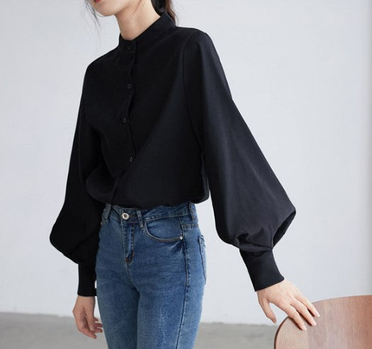 Lantern sleeves work with casual shirts